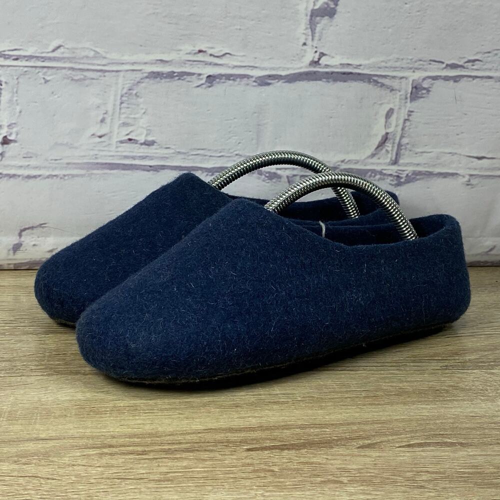 Kyrgies Classic Navy Blue Felted Wool Slippers Women's 36 US 6 Handmade - Picture 3 of 7